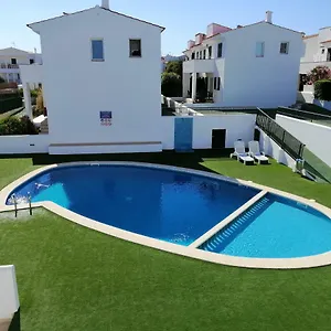 Diplomado , Es Mercadal España