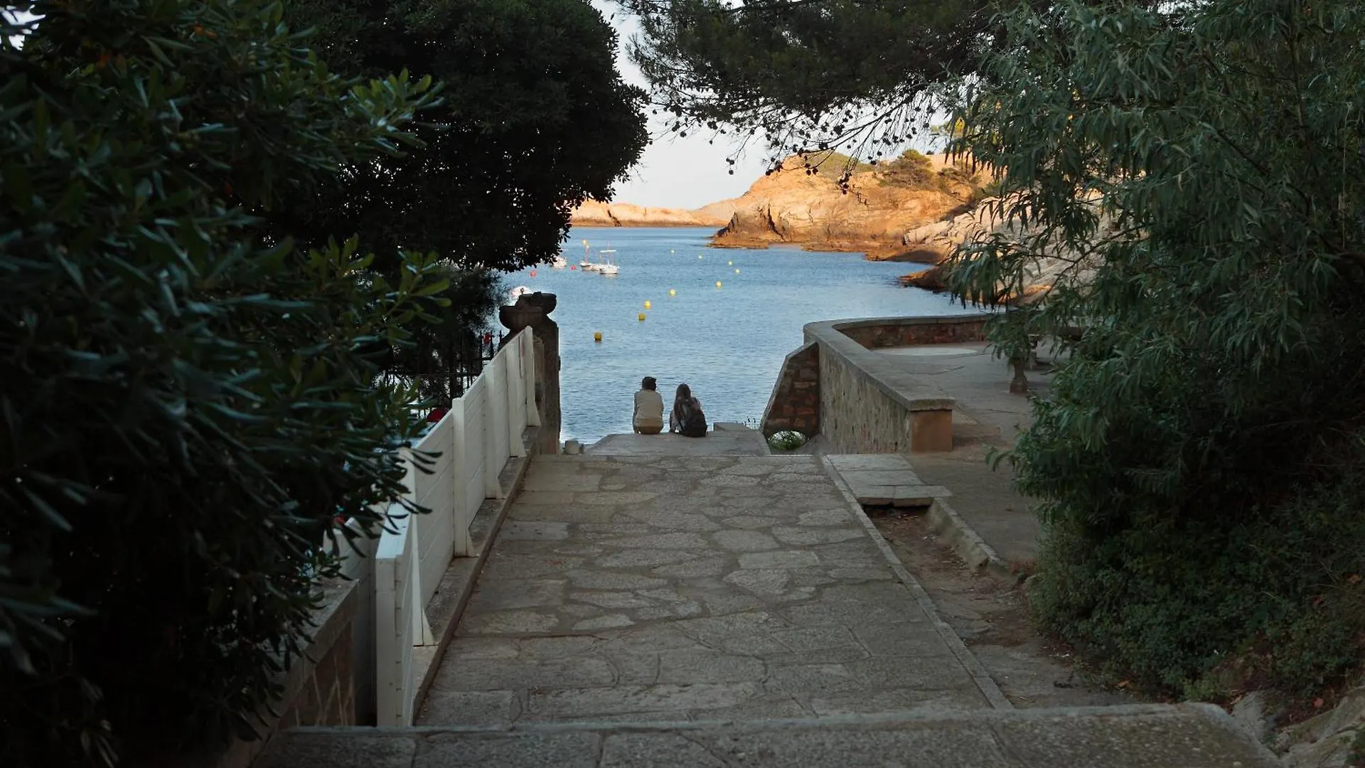 Hostal Sa Rascassa (Adults Only) contacts